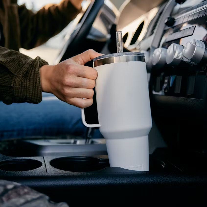 yeti-r42-straw-mug_cape-taupe__04-1.jpg